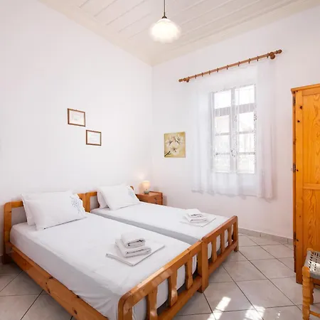 Michael&marika's Traditional House Apartment