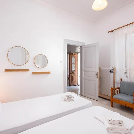 Apartment Michael&marika's Traditional House *