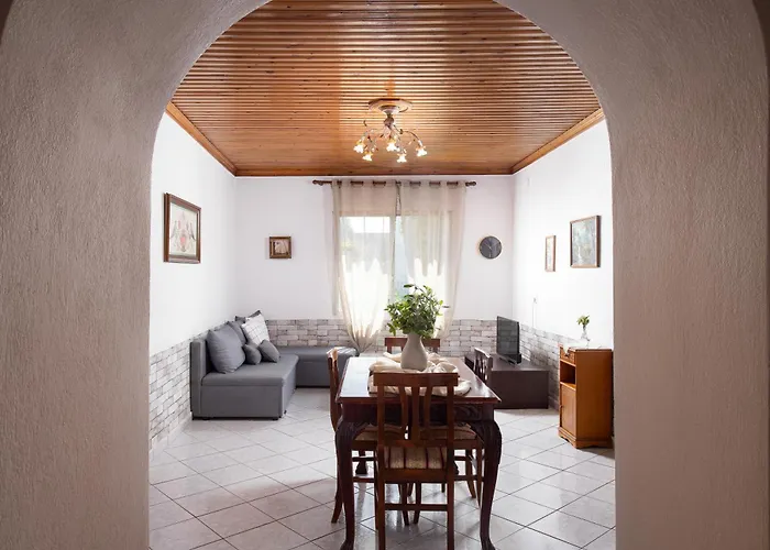 Διαμέρισμα Michael&marika's Traditional House Λιμενάρια