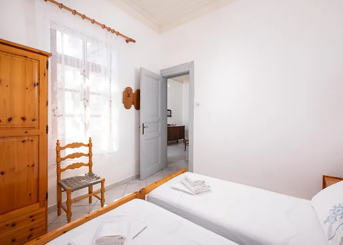 Michael&marika's Traditional House Διαμέρισμα *